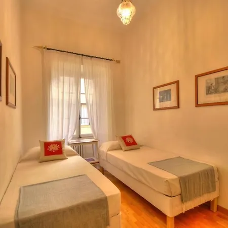 Via Veneto Cosy House Apartment *