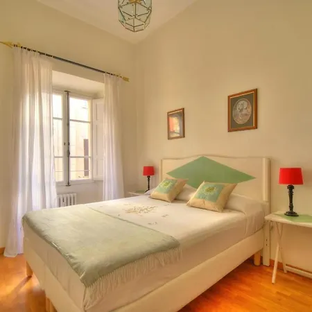 Via Veneto Cosy House 公寓 *